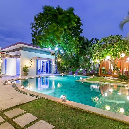 Villa Purple Legian Exterior foto
